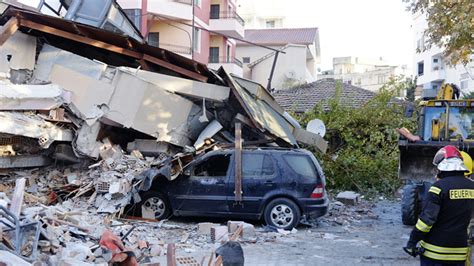 P­a­k­i­s­t­a­n­ ­d­e­p­r­e­m­i­n­d­e­ ­ö­l­ü­ ­s­a­y­ı­s­ı­ ­3­4­8­­e­ ­y­ü­k­s­e­l­d­i­ ­-­ ­D­ü­n­y­a­ ­H­a­b­e­r­l­e­r­i­